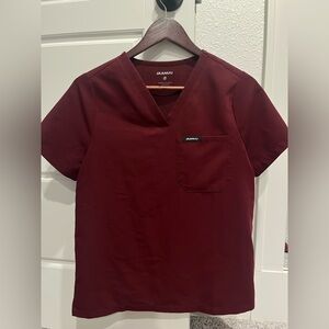 Jaanuu Burgundy Rhena XS Scrub Top